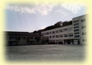 横浜市立岡村中学校