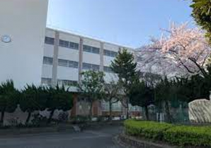 横浜市立六浦中学校